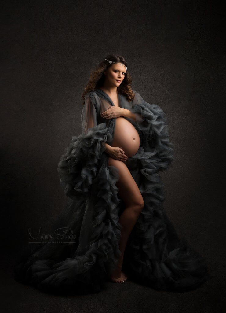 צילומי הריון בסטודיו