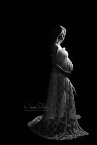 צילומי הריון בסטודיו